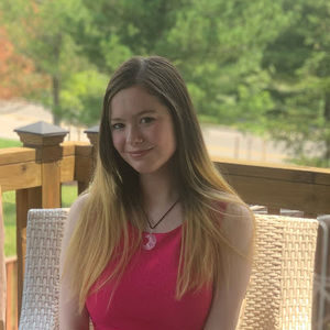 Meet your Posher, Madeline